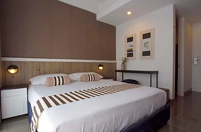 7 Bidadari Otel 3*